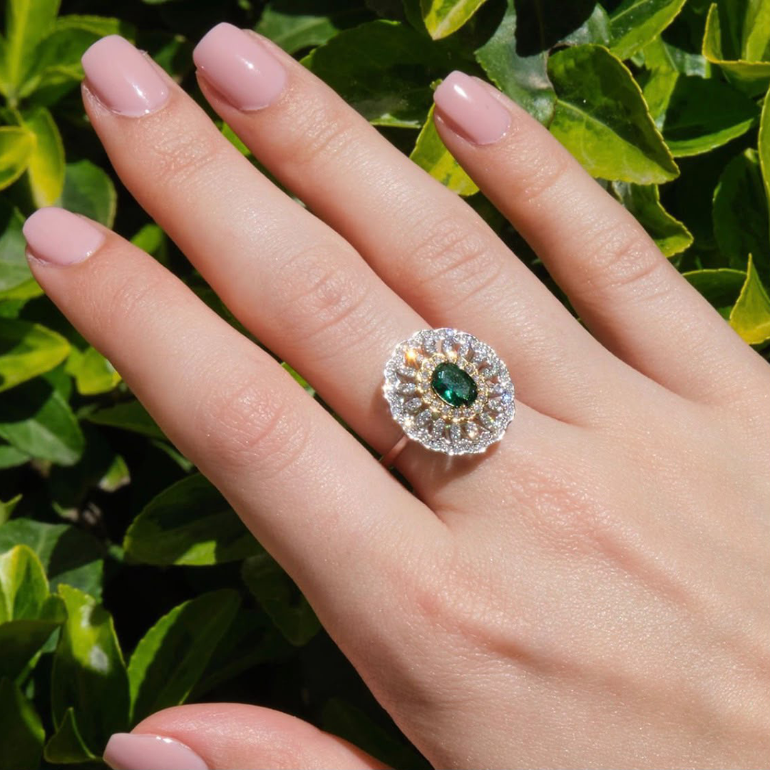 0.55 Karat Pırlanta Tasarım Yüzük ''EVA VERDE'' - Görsel 3